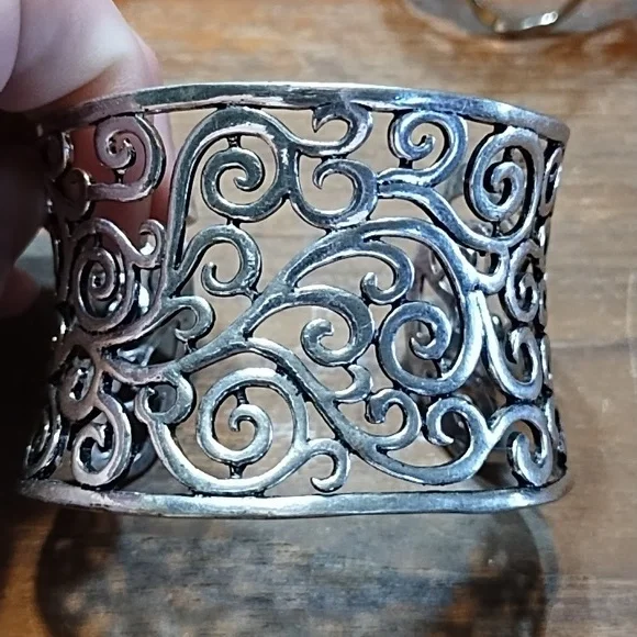Three Cuff Style Bracelets, Etched Copper, Filigree Gold & Silver Colour - Picture 8 of 12